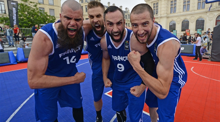 L'équipe de France de 3x3 : Charles-Henry Bronchard, Kévin Corre, Angelo Tsagarakis et Maxime Courby